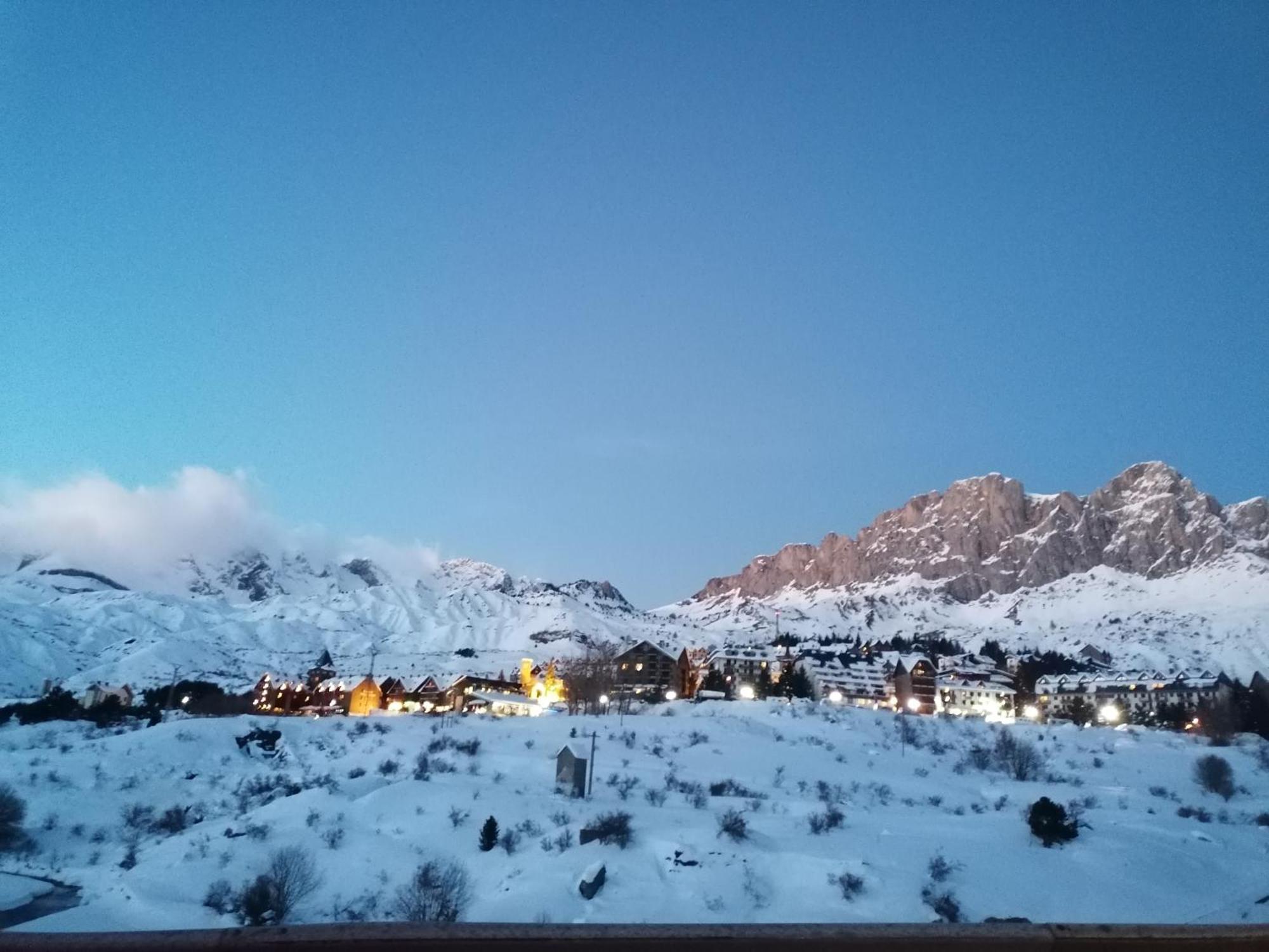 En Luminoso Con Balcon * Formigal