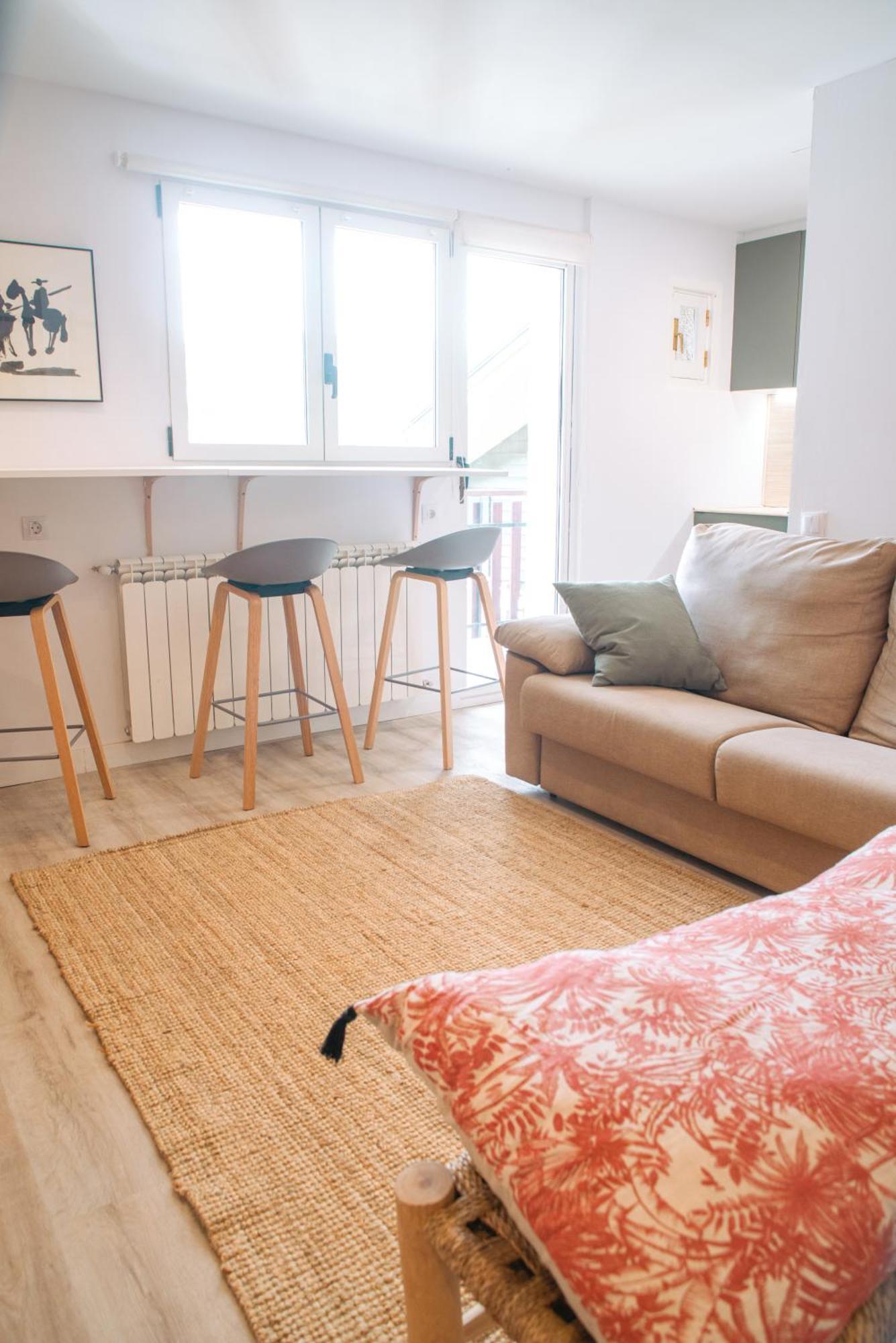 Apartment En Luminoso Con Balcon *